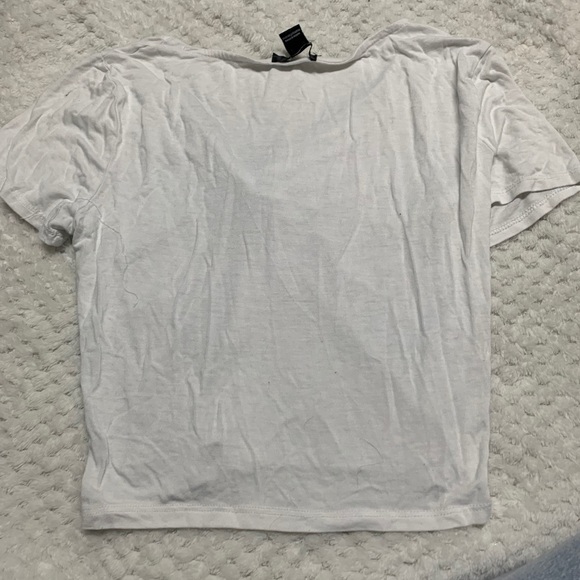 White twist top - Picture 3 of 4